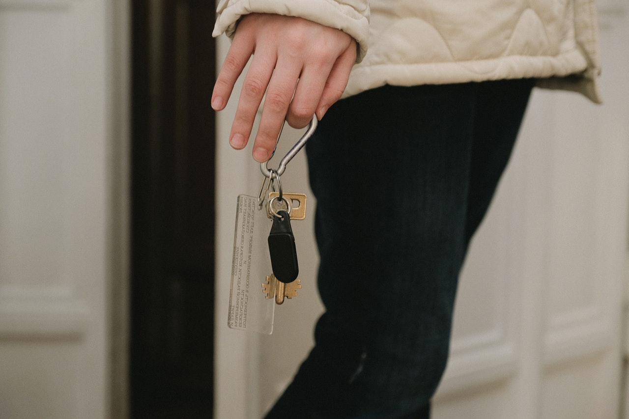 How to Organize Keys for STR Property Management: Ideas & Tips